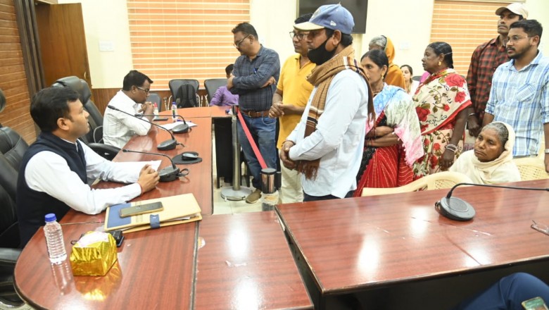 जनदर्शन में अपर कलेक्टर ने सुनी लोगों की समस्याएं  -जनदर्शन में प्राप्त हुए 65 आवेदन
