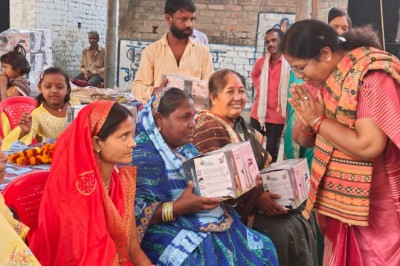 नव वर्ष पर मोहारा में वार्ड पार्षद द्वारा सम्मान समारोह आयोजित