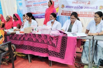 विकसित भारत संकल्प यात्रा शिविर बना मितान, नागरिकों की समस्याओं का हो रहा है निदान