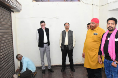 कलेक्टर ने स्ट्रांग रूम का किया निरीक्षण, दिए आवश्यक निर्देश