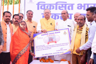 गांव से लेकर शहरों तक केन्द्र शासन की योजनाओं का अधिक से अधिक लाभ ले आम जनता