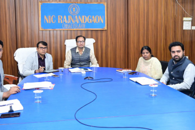 कलेक्टोरेट से जनप्रतिनिधि एवं कलेक्टर विडियो कान्फ्रेंसिंग के माध्यम से जुड़े