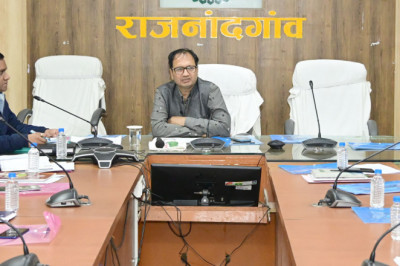 कलेक्टर ने ली तकनीकी समूह की बैठक