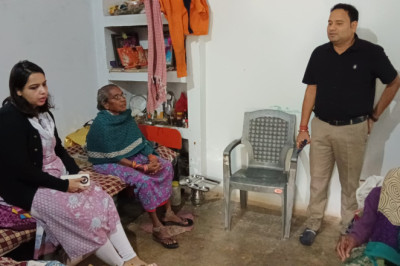 एसडीएम बेमेतरा सुरुचि सिंह ने किया वृद्धाश्रम का निरीक्षण
