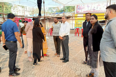 कलेक्टर पहुँचे भद्रकाली मंदिर तैयारियों का लिया जायज़ा