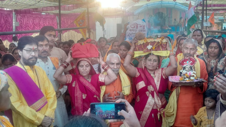 आचार्य  प्रदीप शर्मा के मुखारबिंद से महुदा मे चला सात दिवसीय शिवमहापुराण का रसपान