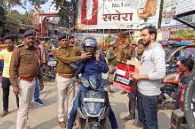 आज से नेशनल हाईवे एवं सेन्ट्रल एवेन्यू मार्ग पर दो पहिया वाहन चालन के दौरान हेलमेट होगा अनिवार्य
