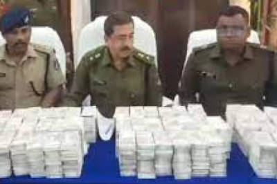 बोरियों में 3 करोड़ के नकली नोट देख पुलिस के बड़े अधिकारी भी हैरत में पड़े