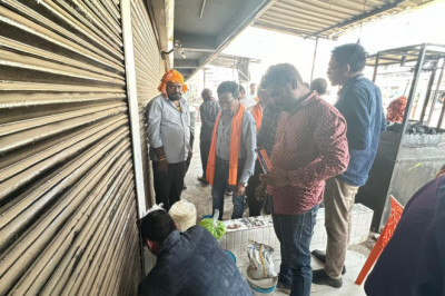 भिलाई : राजस्व वसुली के लिए निगम ने सील किया 14 दुकान