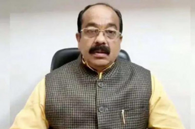 सड़क निर्माण में लापरवाही पर उपमुख्यमंत्री साव का बड़ा एक्शन  PWD के दो अवसर निलंबित....