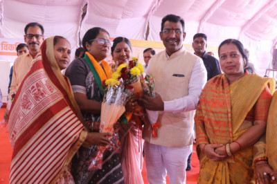 प्रधानमंत्री श्री नरेन्द्र मोदी ने स्व-सहायता समूह की महिलाओं से नारी शक्ति वंदन कार्यक्रम में किया संवाद