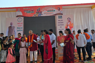 हमारा उद्देश्य महिलाओं को आत्मनिर्भर बनाना - विधायक ललित  - रिसाली की 21364 महिलाओं के खाते में आया एक हजार