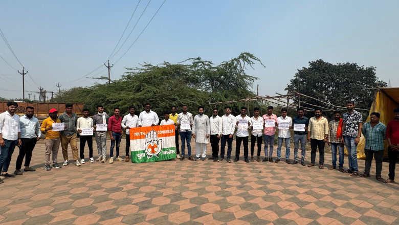 5 साल में पांच बार भी नजर नहीं आये सांसद संतोष पांडेय- युवा कांग्रेस आपके वार्ड और गांव में सांसद आयें तो यह पांच सवाल पूछने का हम समस्त राजनांदगांव लोकसभा के नागरिकों से अपील करते है