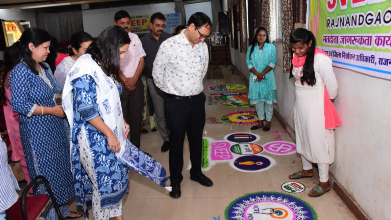 मतदान करना अधिकार ही नहीं बल्कि हमारा कर्तव्य है - कलेक्टर