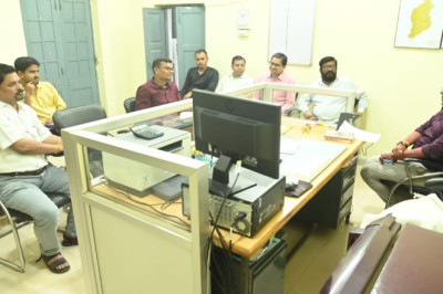 दिव्यांगजनों एवं वरिष्ठ नागरिकों द्वारा शतप्रतिशत मतदान की ली गई शपथ