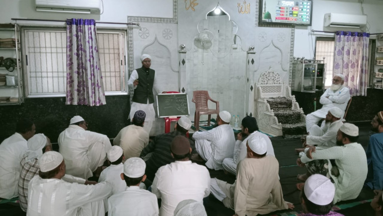 मरकजी मस्जिद कैम्प-2 में जकात पर वर्कशाप, काजी ने बताए कायदे
