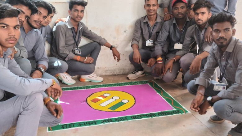 शासकीय आईटीआई में स्वीप गतिविधियां लगातार जारी