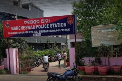 ब्याज वसूली को लेकर बदमाशों ने घर में फेंका बम, दो लोग गंभीर रूप से घायल