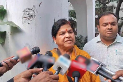 पटाखा फैक्ट्री ब्लास्ट पर उषा ठाकुर का बड़ा बयान, दोषी अफसरों पर होगी बड़ी कार्रवाई....