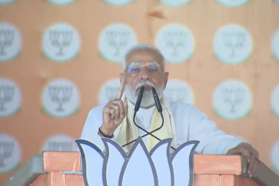 पाकिस्तान पर PM मोदी का करारा प्रहार; कहा- ‘आटे’ के लिए तरस रहा ‘आतंक का सप्लायर’
