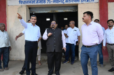सामान्य प्रेक्षक शेट्टीनावर ने ली नोडल अधिकारियों की बैठक