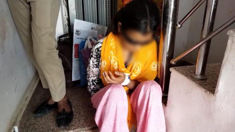 ग्वालियर में चल रहा इलाज ,लव जिहाद का शिकार हुई युवती की आंखों का हुआ ऑपरेशन....