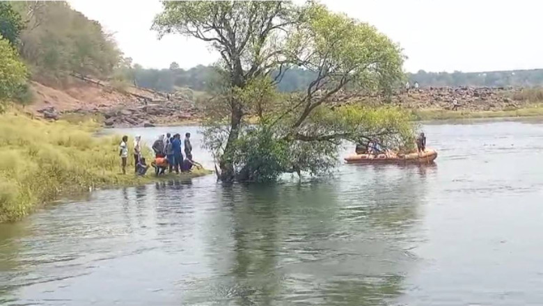 बड़ा हादसाः अब तक नहीं चला पता,  दोस्तों के साथ नहाने गए तीन युवकों में से दो नदी में डूबे, 24 घंटे से रेस्क्यू जारी,