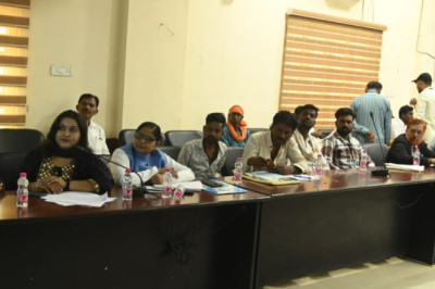 चुनाव लड़ने वाले उम्मीदवारों के लिए अधिकतम व्यय सीमा 95 लाख रूपए निर्धारित