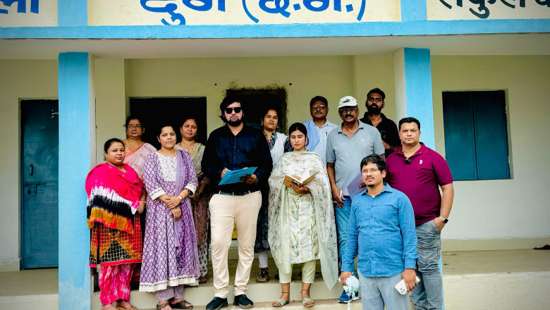 आयुक्त के निर्देश पर आदर्श मतदान एवं संगवारी मतदान केंद्रो में टेंट, पेयजल, सेल्फी पॉइंट व स्थानीय सामग्री सुसज्जित व्यवस्थाओं का पिंक बूथ व्यवस्था के नोडल अधिकारी शुभम ने किया निरीक्षण:
