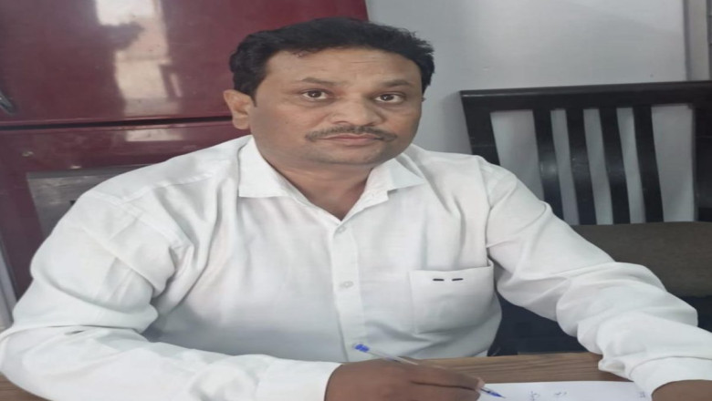 रिश्वत लेते रंगे हाथ पकड़ाया शिक्षा विभाग का कर्मचारी,लोकायुक्त की छापेमारी कार्रवाई...