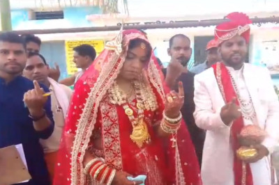 विदाई से पहले नवविवाहिता ने किया मतदान ,ससुराल जाने से पहले मतदान केंद्र पहुंची दुल्हन...