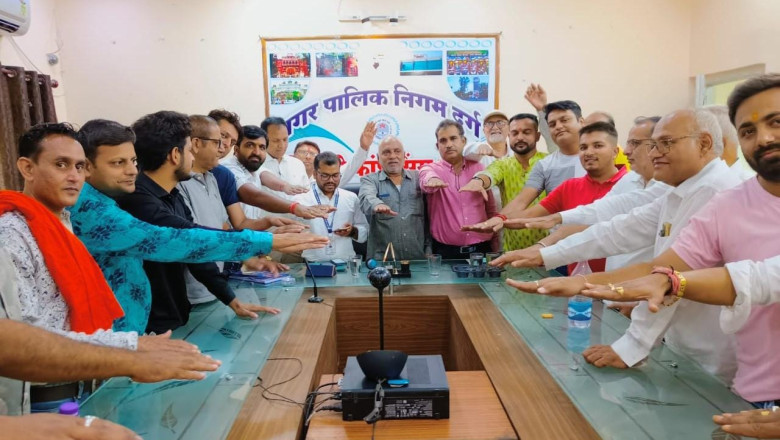 वोट करो और डिस्काउंट लो निर्वाचन के दिन दुकानों में मतदान की स्याही दिखाने पर मिलेगी छूट