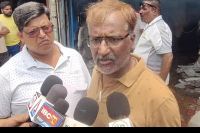 भिलाई के नंदिनी रोड स्थित सूर्या मोटर्स में लगी भीषण आग 18 से 20 लाख का नुकसान