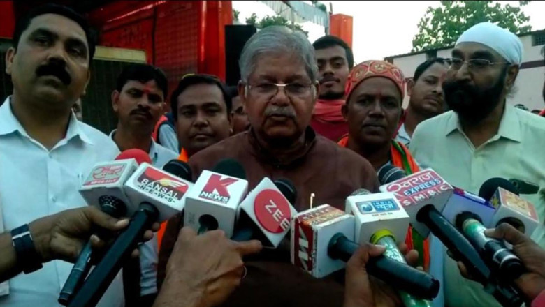 मुंगेली  जिले में बिजली विभाग की लचर व्यवस्था से नाराज विधायक ने अधिकारियों को चेताया...