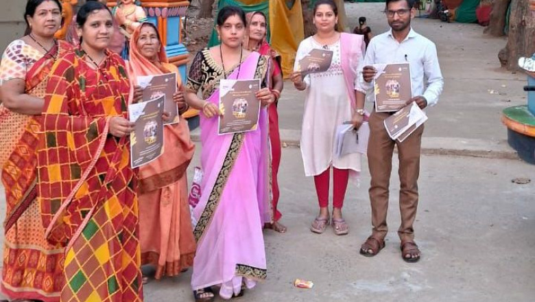 बाल विवाह रोकथाम हेतु जिले में चलाया जा रहा जागरूकता अभियान  हेल्पलाइन नंबर 1098 में कॉल करके बाल विवाह की जानकारी दे सकते हैं