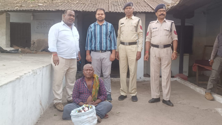 देशी मदिरा का अवैध रूप से विक्रय करते आरोपी गिरफ्तार