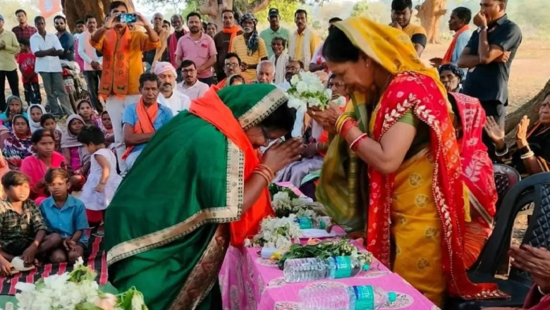 गांवों में घर-घर जाकर गिना रहीं केंद्र और राज्य सरकार की उपलब्धियां,सीएम मैडम ने संभाला प्रचार का जिम्मा...