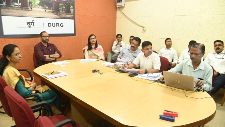 मतदान दलों एवं माइक्रो आब्जर्वर्स का आज किया गया रेण्डमाईजेशन