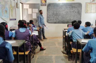 ग्रीष्म अवकाश में मोहला के ये शिक्षक देंगे निशुल्क कोचिंग