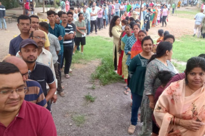 सुबह 9 बजे तक 11% मतदान, बंगाल में सबसे ज्यादा 16 फीसदी लोगों ने डाला वोट, जानिए आपके राज्य का क्या है हाल...