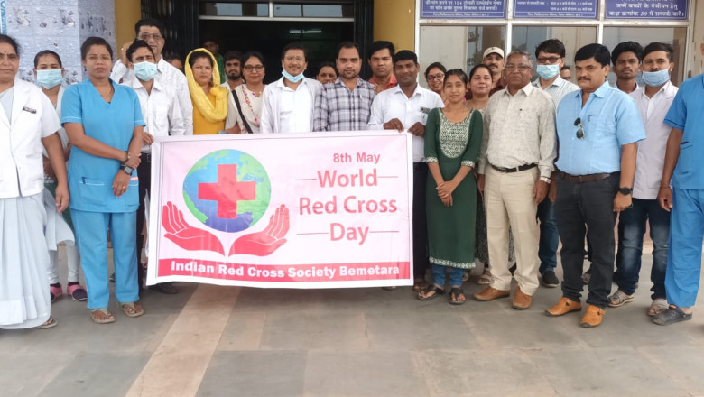 जिला अस्पताल मे मनाया गया विश्व रेडक्रॉस दिवस