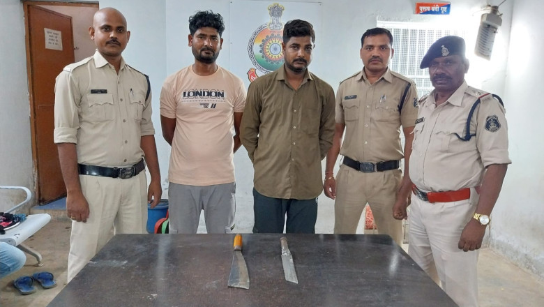 भिलाई में नारियल काटने वाले धारदार हथियार से दो लोगों को जान से मारने की धमकी.....