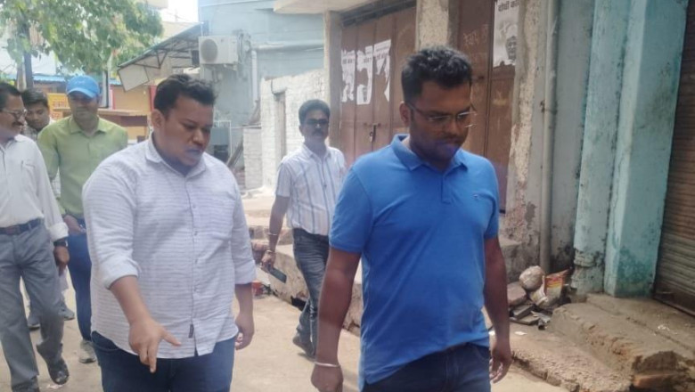 आयुक्त ने लिया शहर के आंतरिक क्षेत्रों में सफाई व्यवस्था का जायजा  सागर पारा एसएलआरएम सेन्टर में समय पर हाजरी नहीं भरने पर सेन्टर प्रभारी को नोटिस