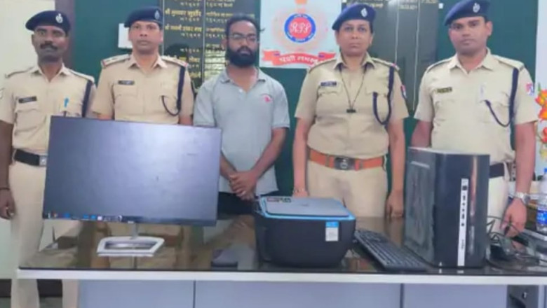 छत्तीसगढ़ में RPF की टिकट दलालों पर ताबड़तोड़ कार्रवाई, लाखों की टिकटें जब्त...