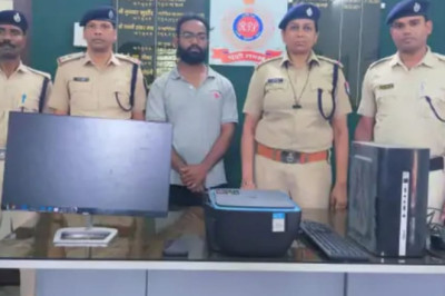 छत्तीसगढ़ में RPF की टिकट दलालों पर ताबड़तोड़ कार्रवाई, लाखों की टिकटें जब्त...