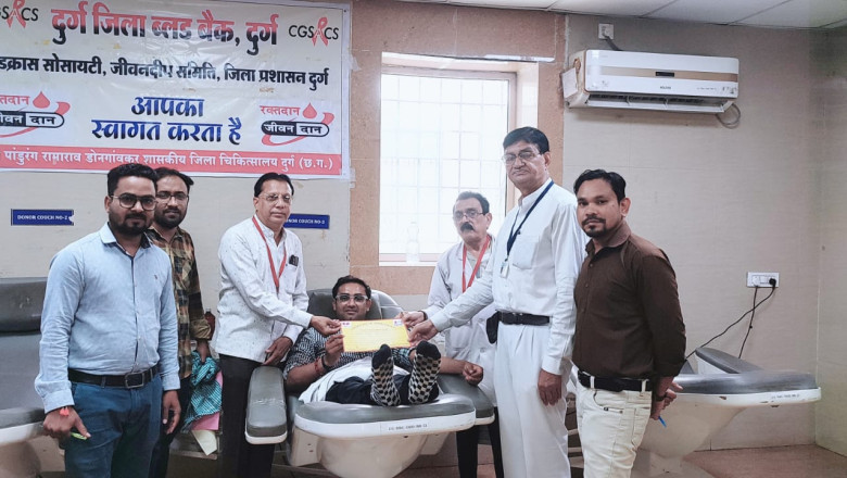 डोनर नहीं मिलने पर मरीज को खून देने डॉक्टर आगे आये