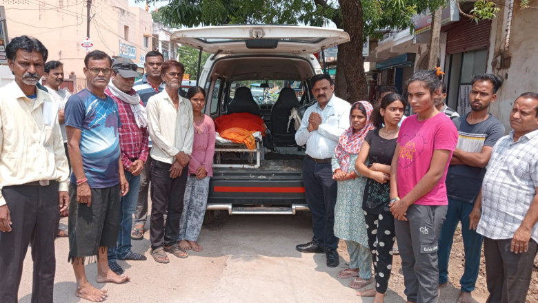 अविनाश वाजपेयी का मृत शरीर दान किया गया प्रनाम के माध्यम से देहदान की अनुकरणीय पहल