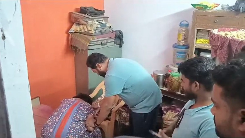 वरिष्ठ पत्रकार की पत्नी संदिग्ध परिस्थितियों में घर में मिली लाश, जांच में जुटी पुलिस…