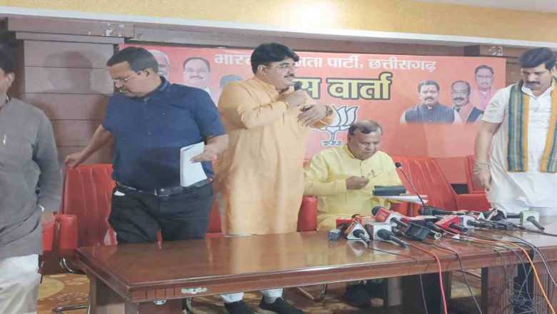 झीरम कांड पर सियासत : BJP नेता शिवरतन बोले – छत्तीसगढ़ को नक्सल मुक्त बनाने काम कर रही सरकार, PCC चीफ बैज नक्सलियों का कर रहे समर्थन...