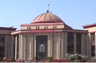 नीट परीक्षा में गलत पर्चा बांटने पर हाईकोर्ट में हुई सुनवाई, एनटीए ने कहा-प्रकरण सुलझाने बनाई विशेषज्ञ समिति...